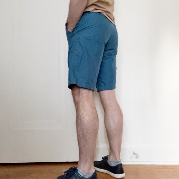 J. Lindeberg Men’s 9” True Regular Fit Micro Twill Golf Shorts Size 30 - Picture 2 of 10